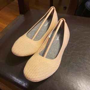 Allbirds tan flat